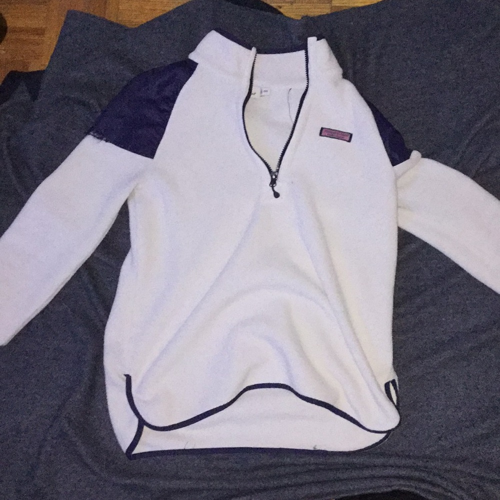 vineyard vines sweatshirt